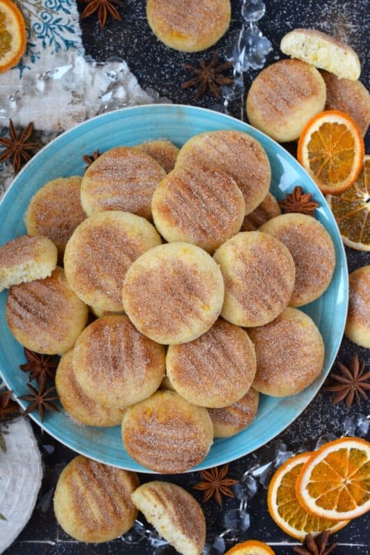 Light and deliciously buttery, Mexican Holiday Biscochitos combine the complex flavour of crushed anise seeds, ground cinnamon, vanilla extract, and orange zest - these cookies are delightful! #biscochitos #cookies #mexican #christmas